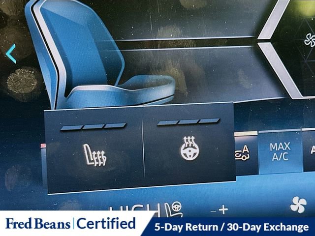 Used 2024 BMW X1 xDrive28i w/ Technology Package image 22