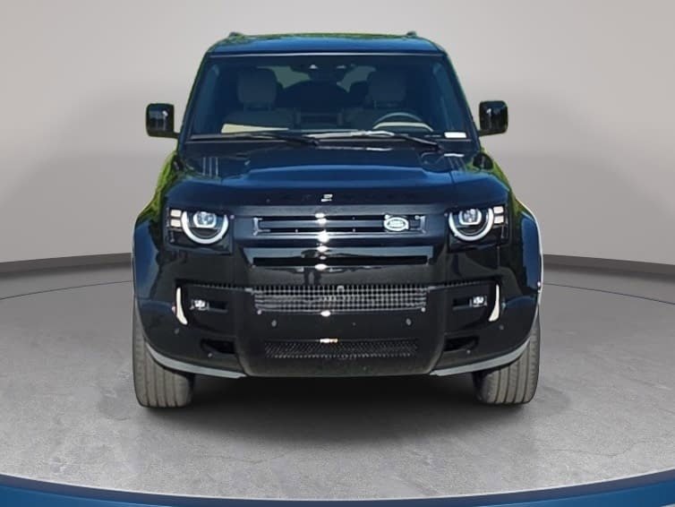 New 2026 Land Rover Defender 130 X-Dynamic SE AWD/4WD image 2