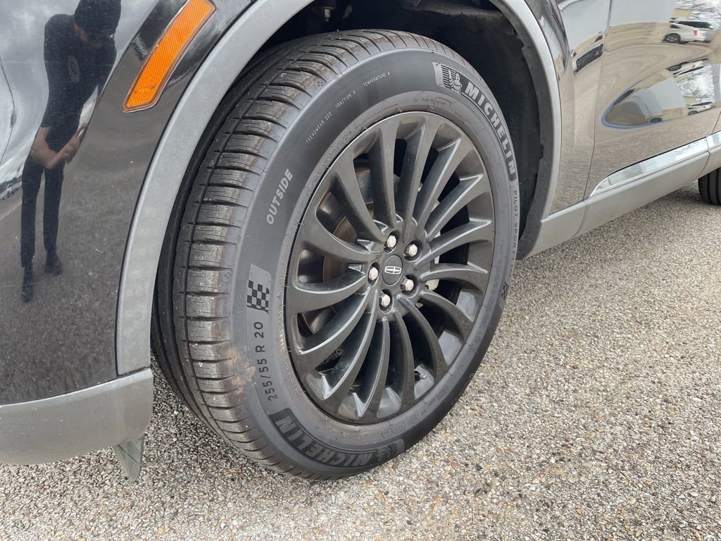 Used 2023 Lincoln Aviator Reserve image 10
