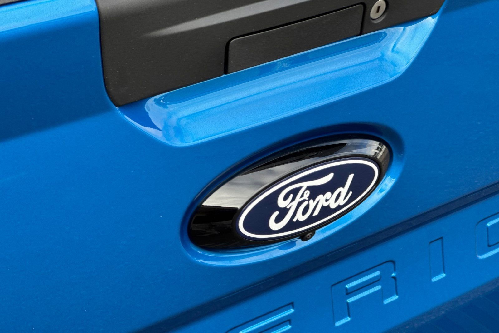 Used 2025 Ford Maverick XL w/ Equipment Group 102A image 26