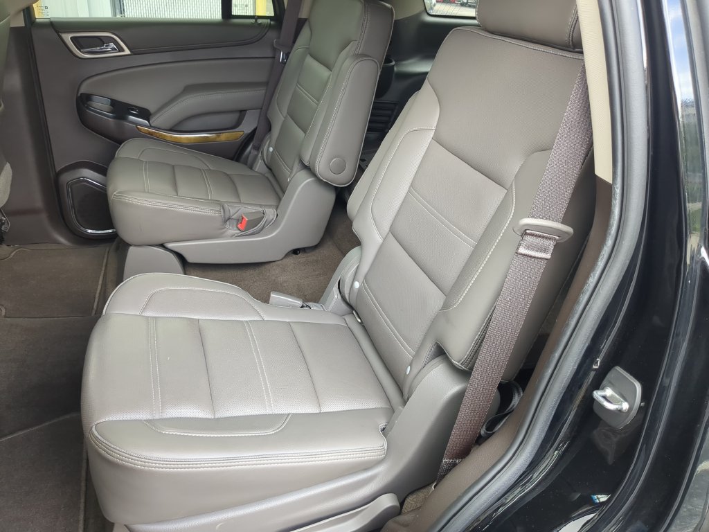 Used 2017 GMC Yukon Denali w/ Enhanced Security Package AWD/4WD image 18