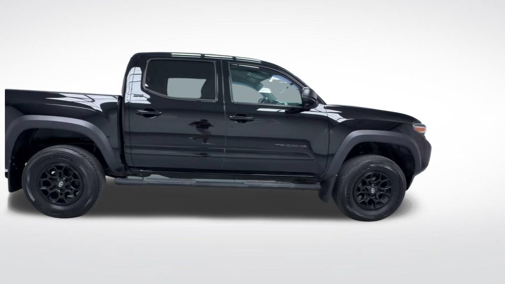 Certified 2023 Toyota Tacoma SR5 w/ SX Package AWD/4WD image 9