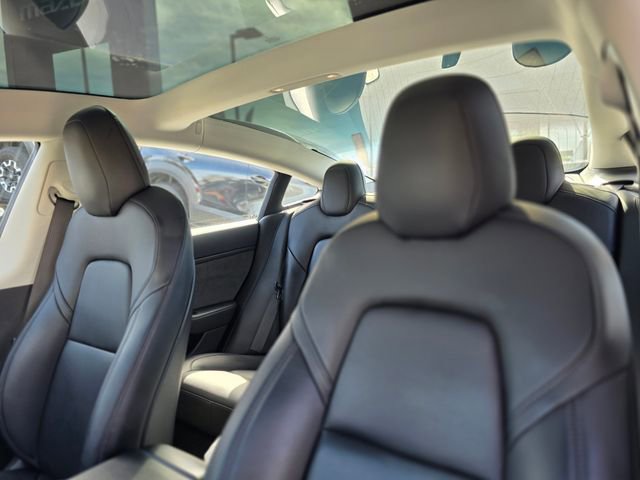 Used 2018 Tesla Model 3 Long Range image 11
