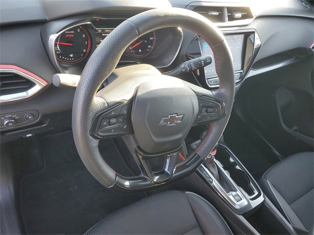Used 2023 Chevrolet TrailBlazer RS w/ Sun and Liftgate Package image 18