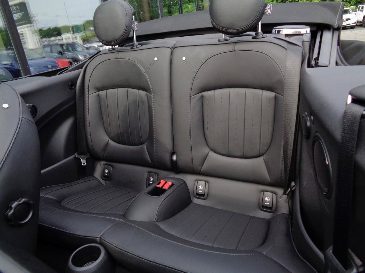 Used 2024 MINI Cooper S w/ Seaside Edition FWD image 20