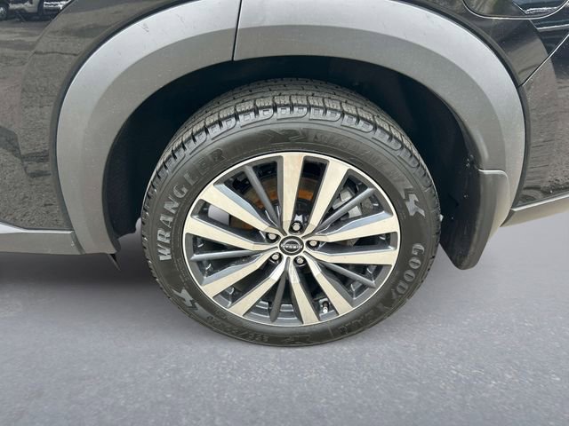 Used 2022 Nissan Pathfinder Platinum w/ Lighting Package (N92) image 11