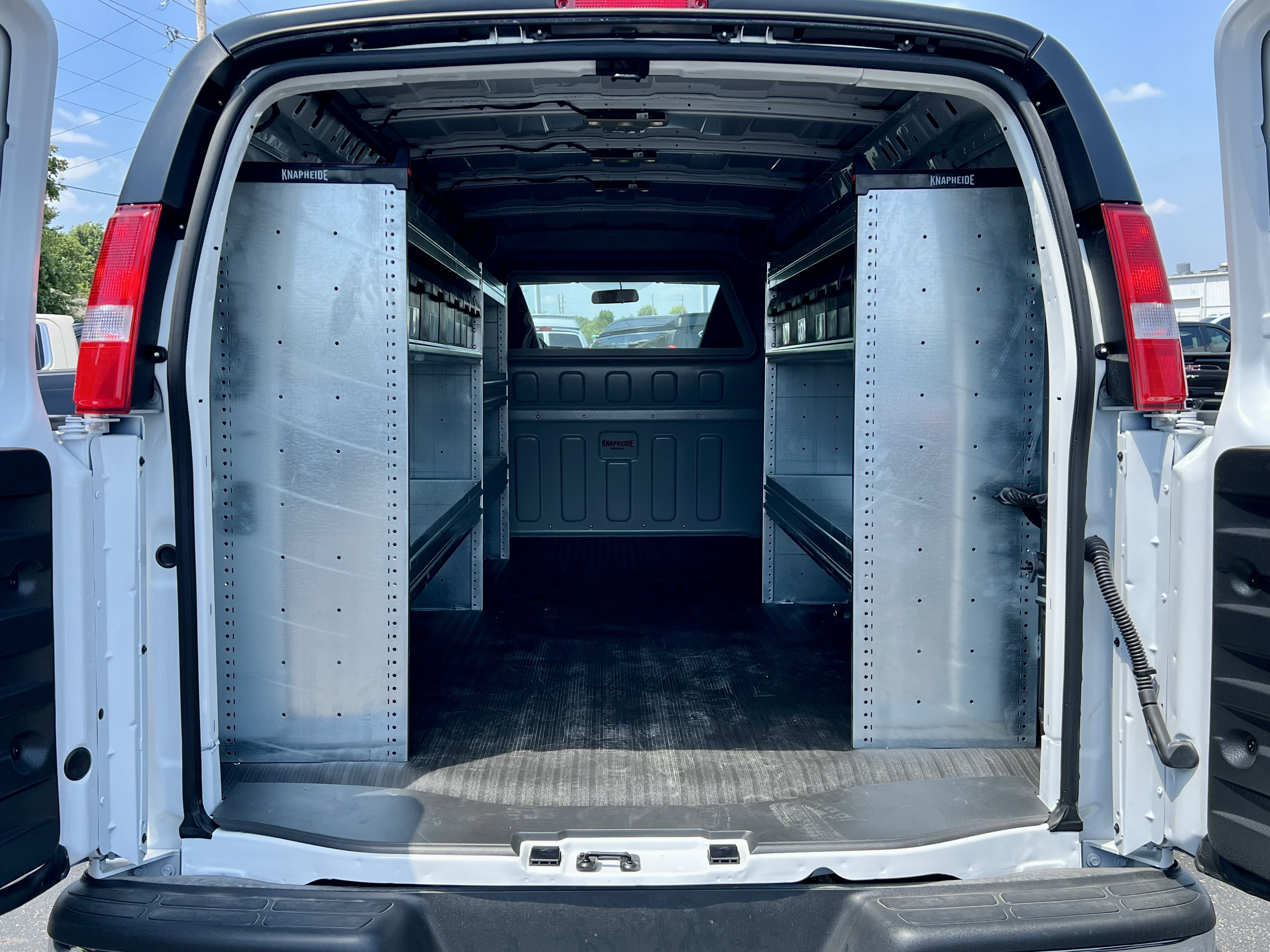 New 2026 GMC Savana 2500 Extended w/ Enhanced Convenience Package RWD image 20