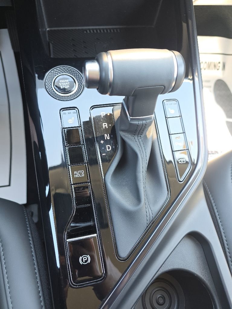 Used 2025 Kia Niro EX FWD image 22