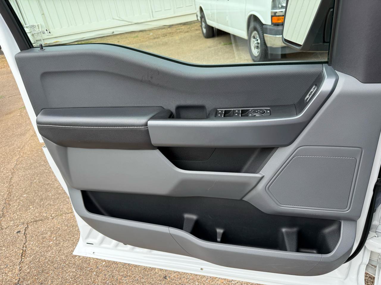 Used 2023 Ford F150 XLT AWD/4WD image 15