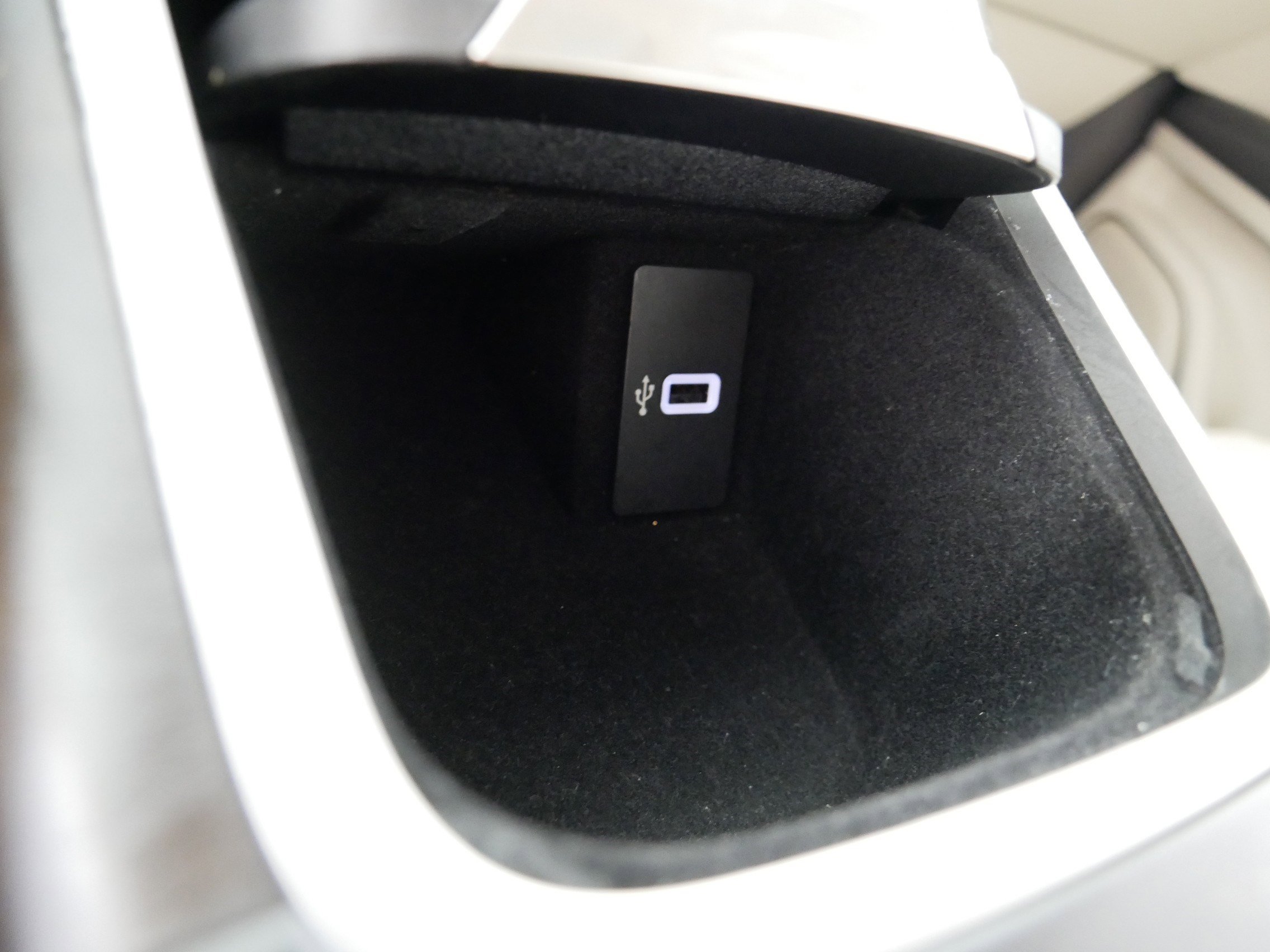 Used 2016 Lincoln MKX Reserve w/ Climate Package AWD/4WD image 32