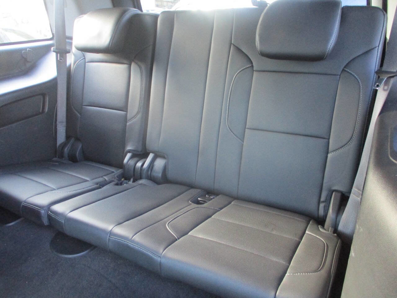 Used 2015 GMC Yukon SLT w/ Open Road Package image 10