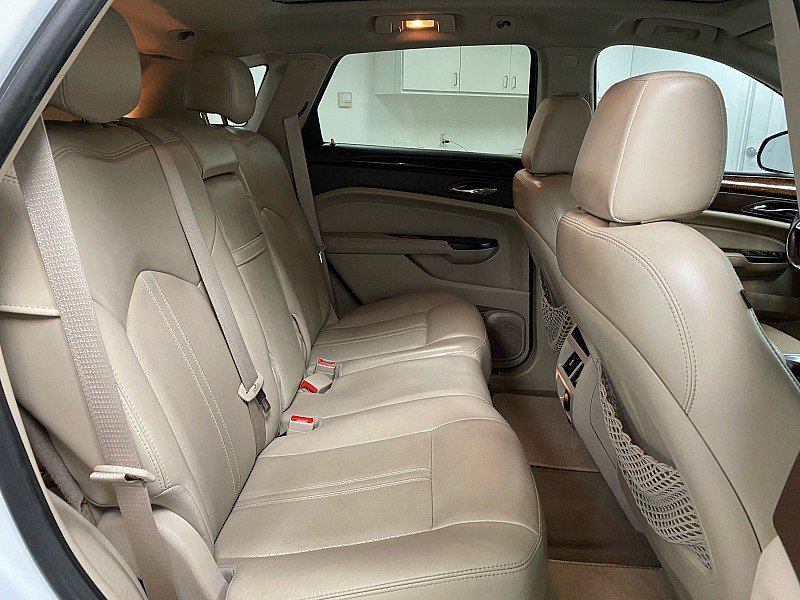 Used 2016 Cadillac SRX Luxury w/ Driver Awareness Package image 13