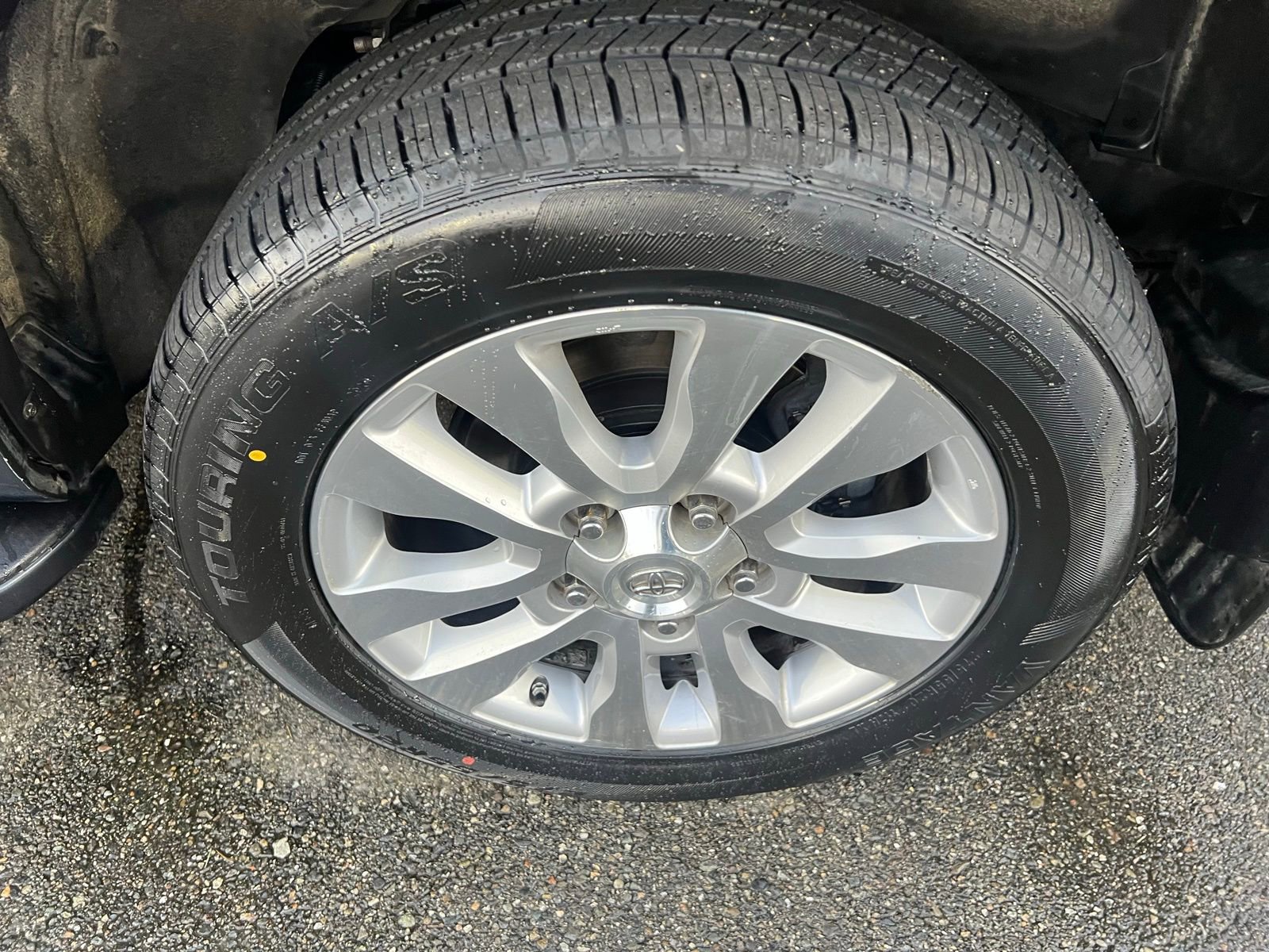 Used 2008 Toyota Sequoia Platinum image 9