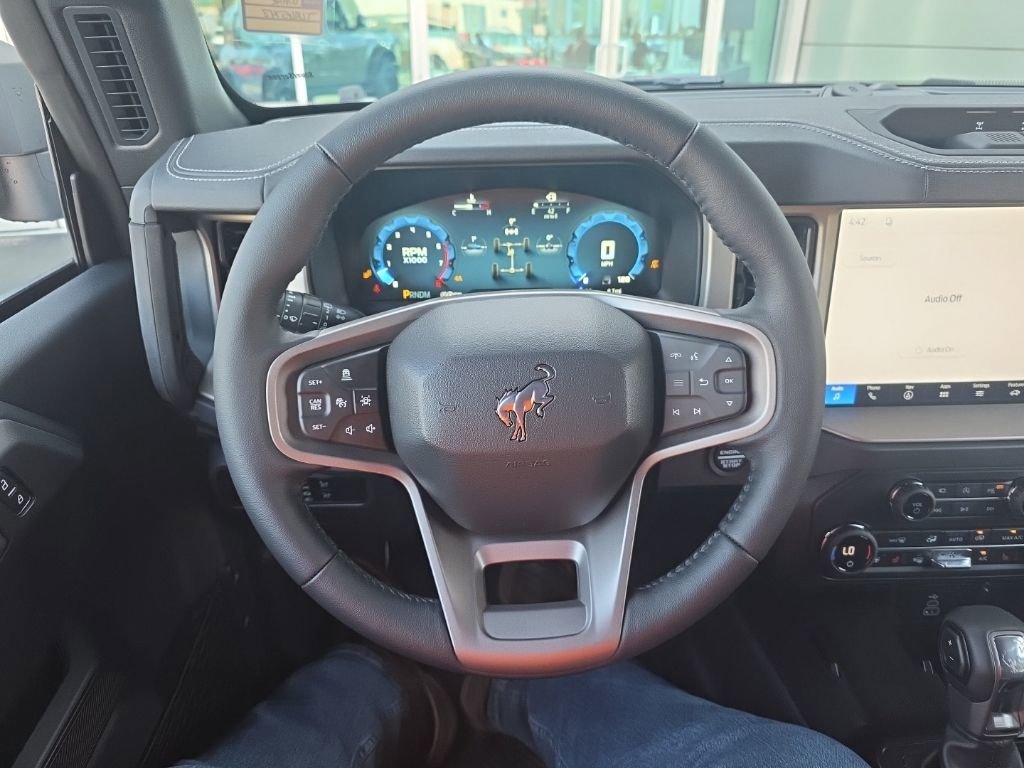 New 2026 Ford Bronco Outer Banks w/ Sasquatch Package image 17