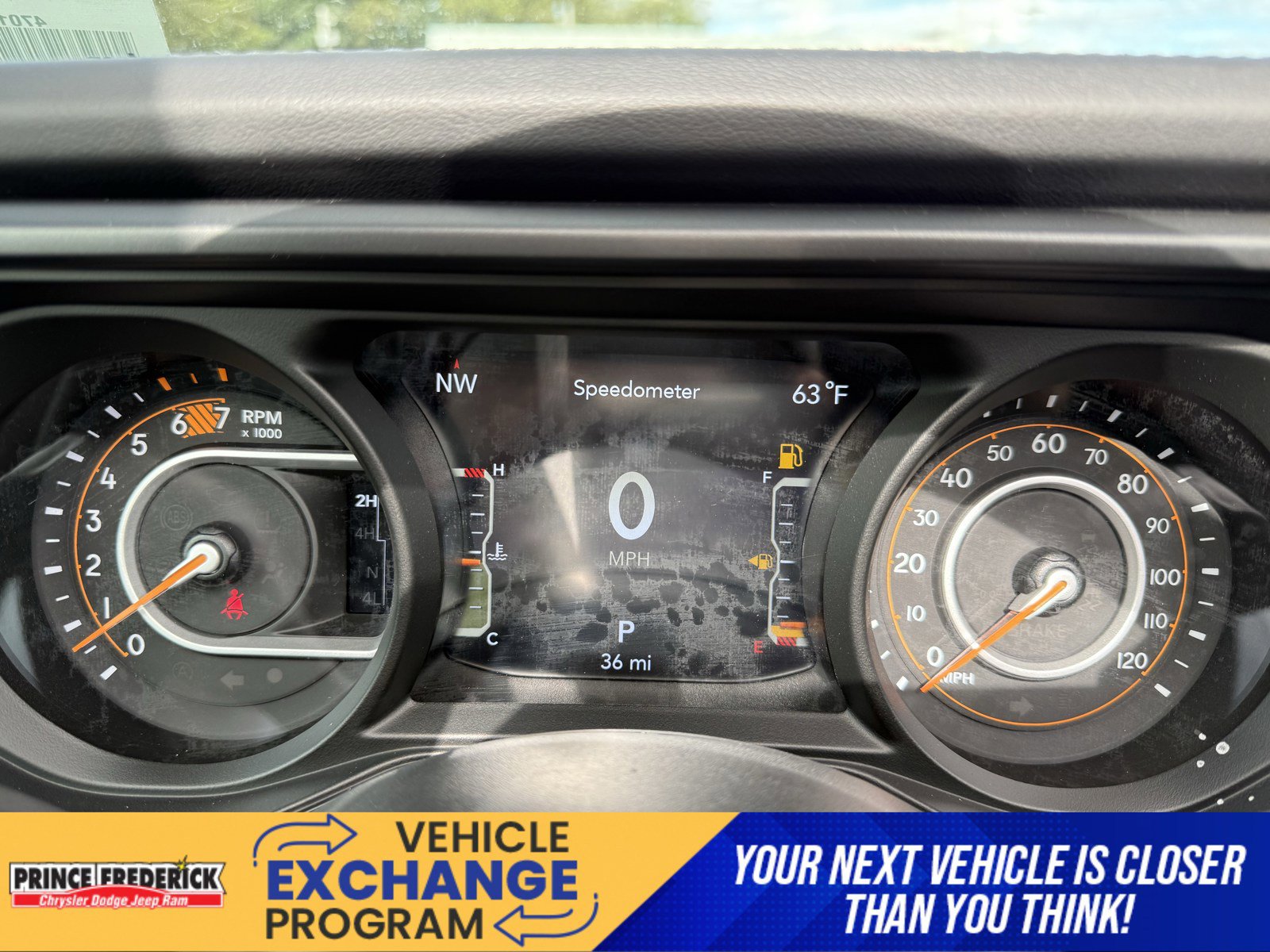 New 2025 Jeep Wrangler Unlimited Rubicon w/ Convenience Group AWD/4WD image 19