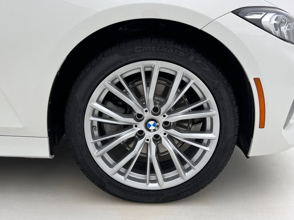 Certified 2023 BMW 330i xDrive Sedan w/ Convenience Package AWD/4WD image 30