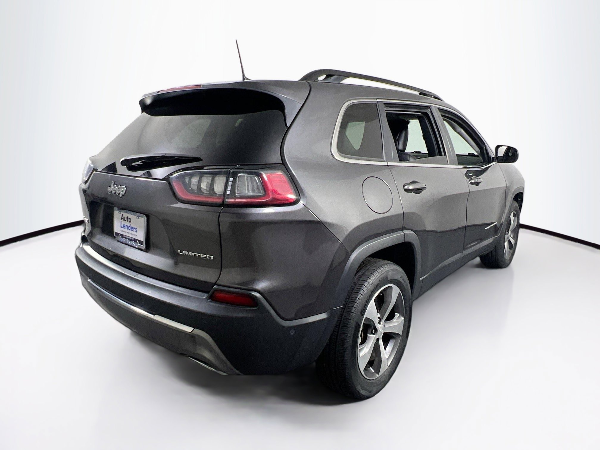 Used 2022 Jeep Cherokee Limited AWD/4WD image 5