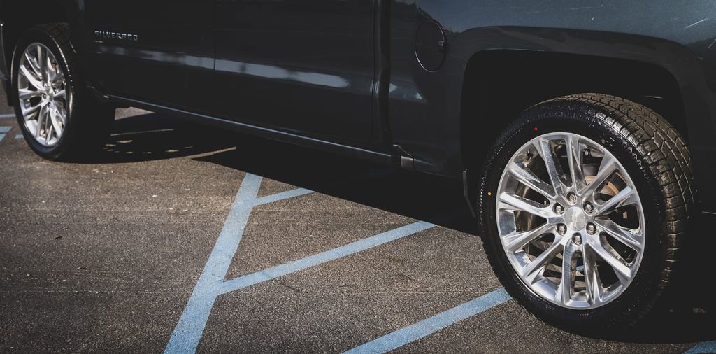 Used 2017 Chevrolet Silverado 1500 LS w/ LS Convenience Package AWD/4WD image 8