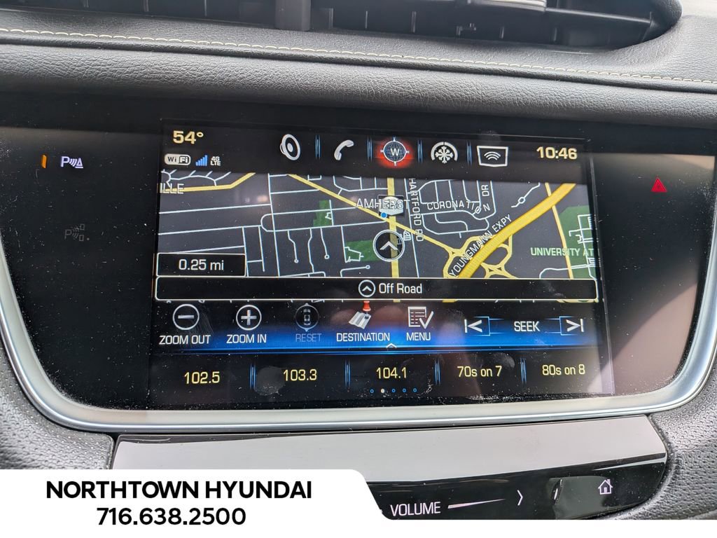 Used 2018 Cadillac XT5 Luxury w/ Driver Awareness Package AWD/4WD image 9