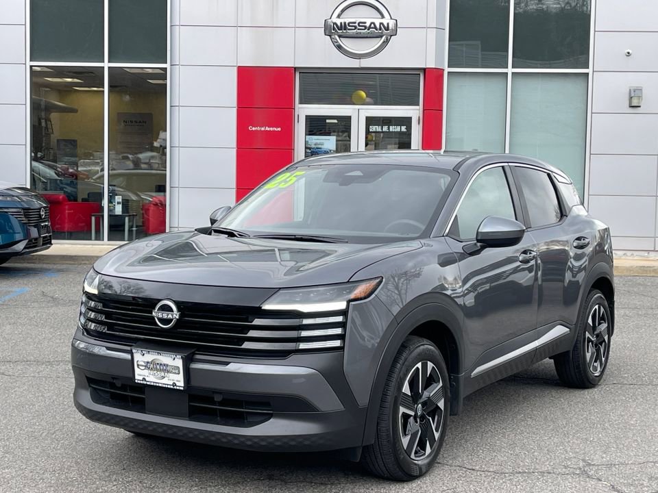 New 2025 Nissan Kicks SV w/ Illumination Package image 1