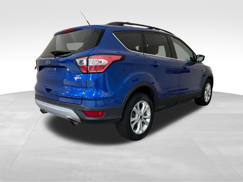 Used 2017 Ford Escape SE w/ Equipment Group 201A AWD/4WD image 5