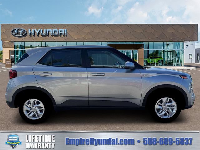New 2026 Hyundai Venue SE FWD image 9