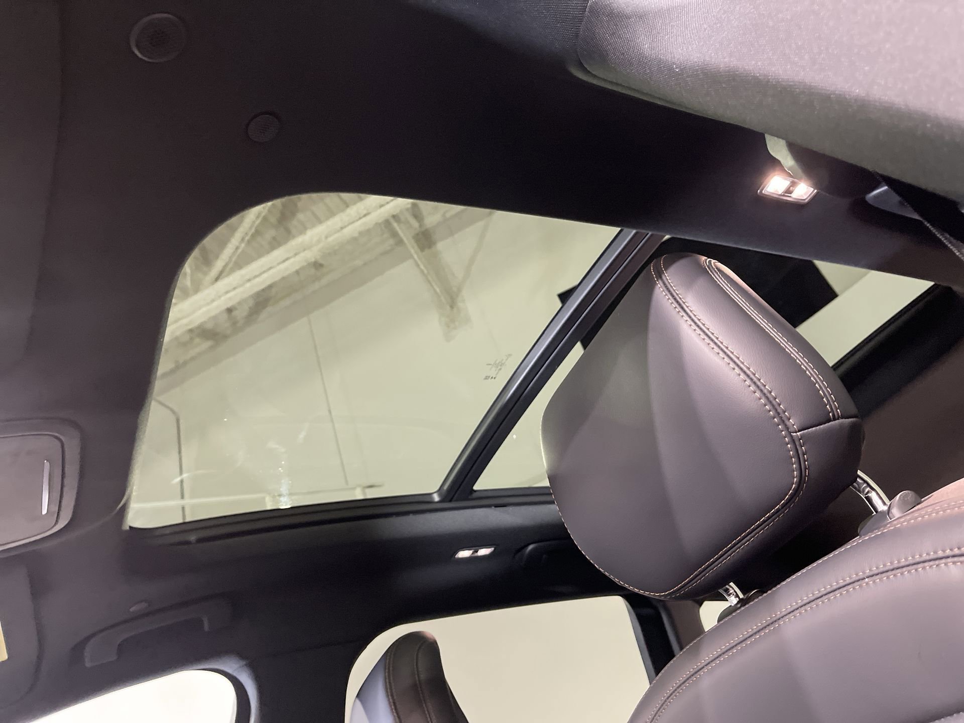 New 2024 Lincoln Nautilus Premier w/ Equipment Group 102A image 28