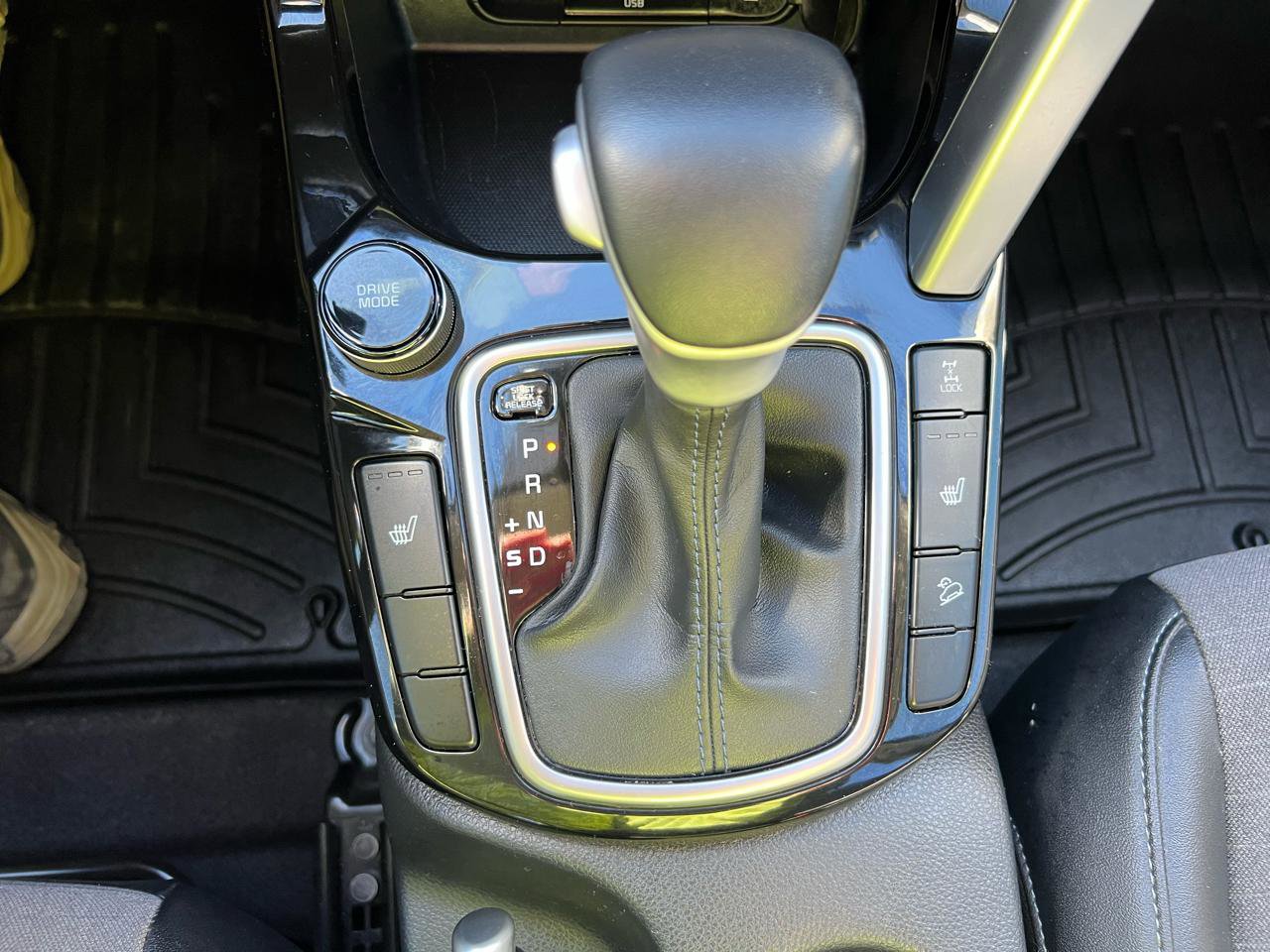 Used 2023 Kia Seltos S w/ Navigation Package image 24