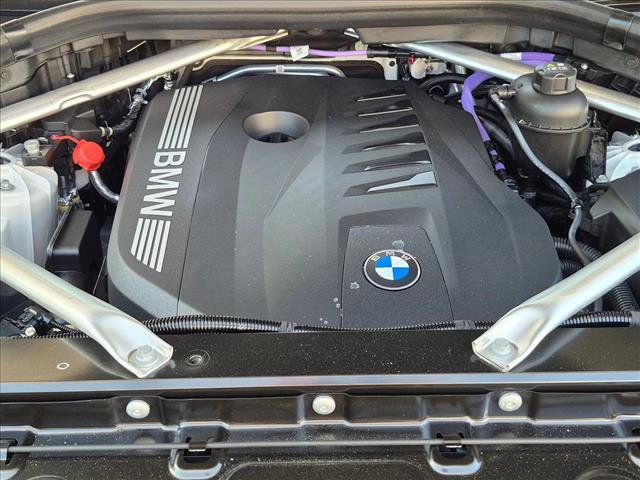 New 2026 BMW X5 xDrive40i w/ M Sport Package AWD/4WD image 18