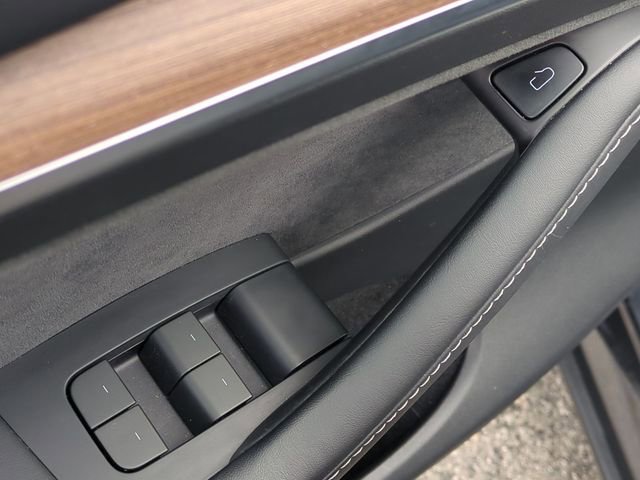 Used 2024 Tesla Model Y Long Range image 24