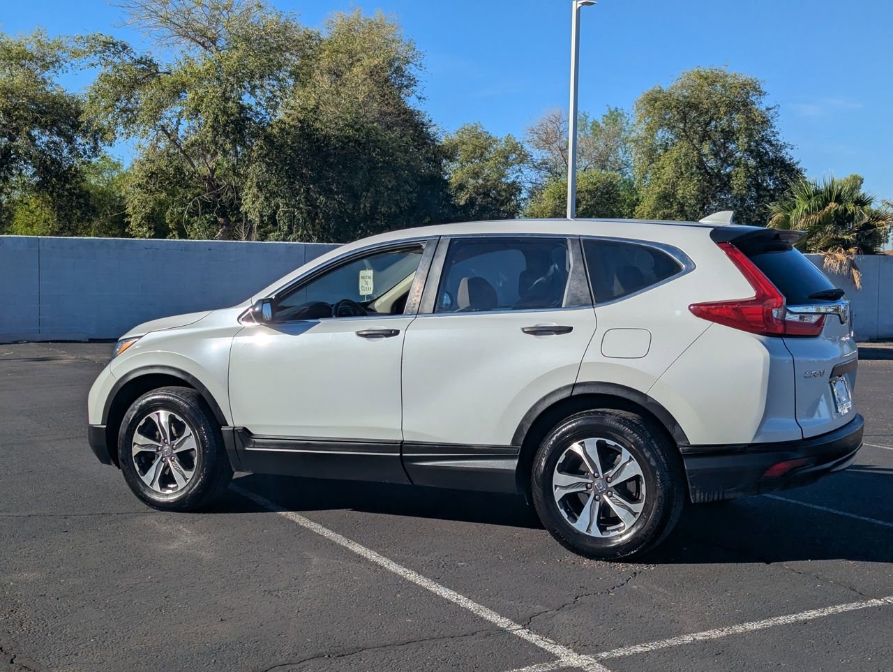 Used 2019 Honda CR-V LX image 4