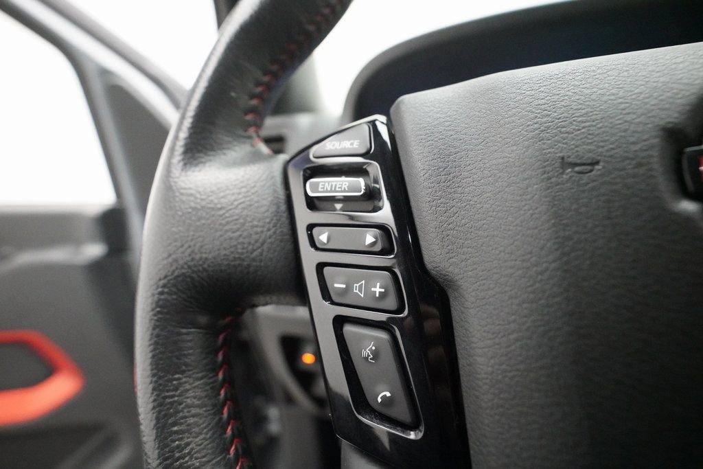 Used 2024 Nissan Frontier Pro-X w/ Pro Convenience Package image 16
