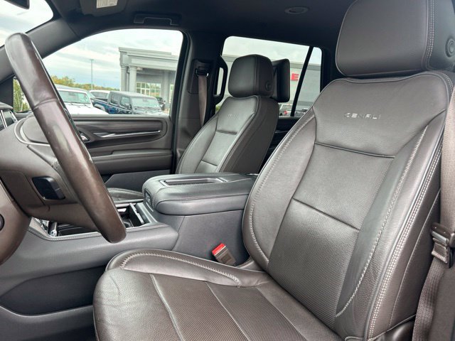 Used 2021 GMC Yukon Denali AWD/4WD image 16