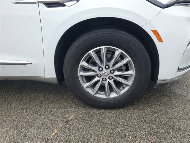 Used 2024 Buick Enclave Premium image 5