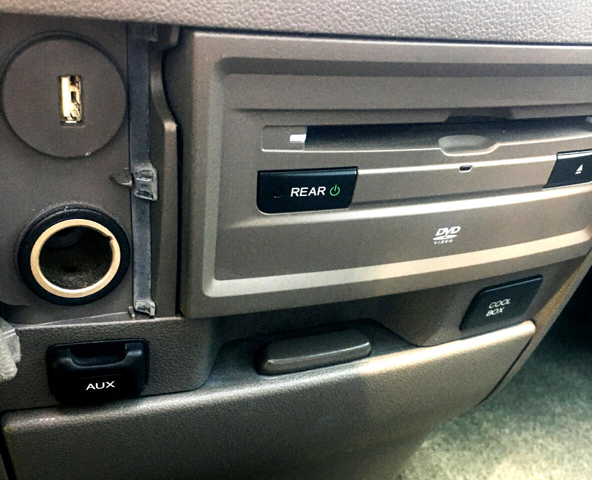 Used 2016 Honda Odyssey Touring image 25