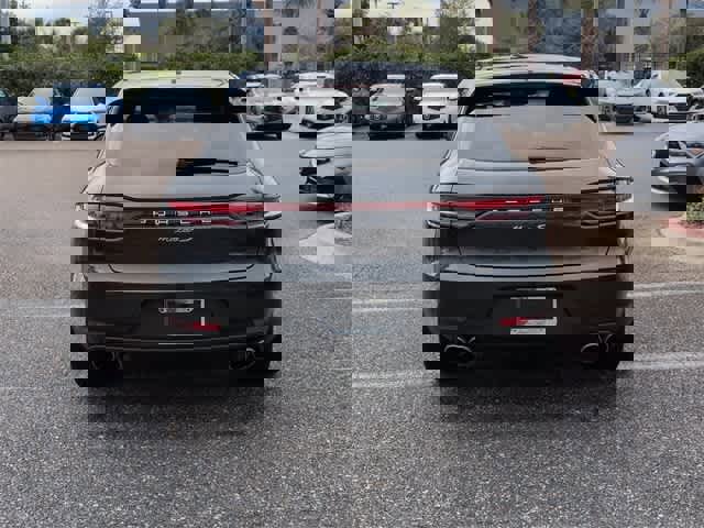 Used 2021 Porsche Macan S w/ Premium Package image 7