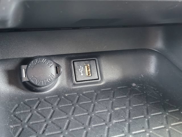 Used 2023 Toyota RAV4 XLE FWD image 14