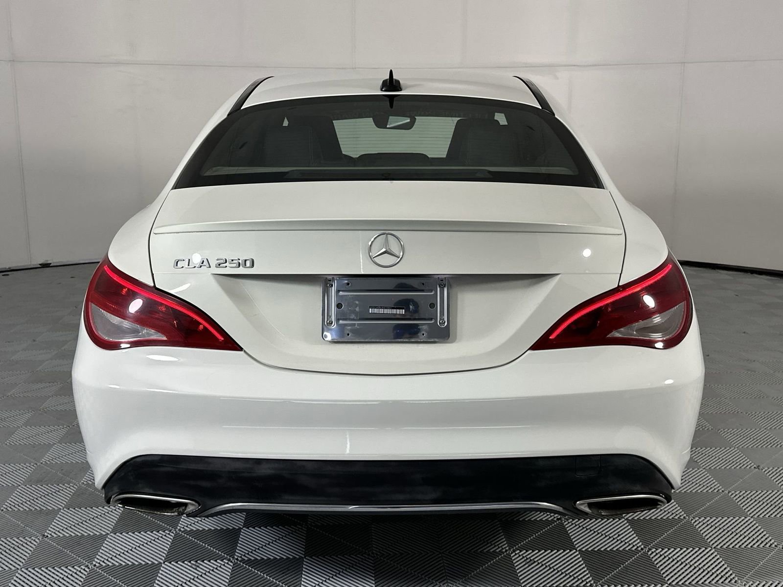 Used 2018 Mercedes-Benz CLA 250 image 7