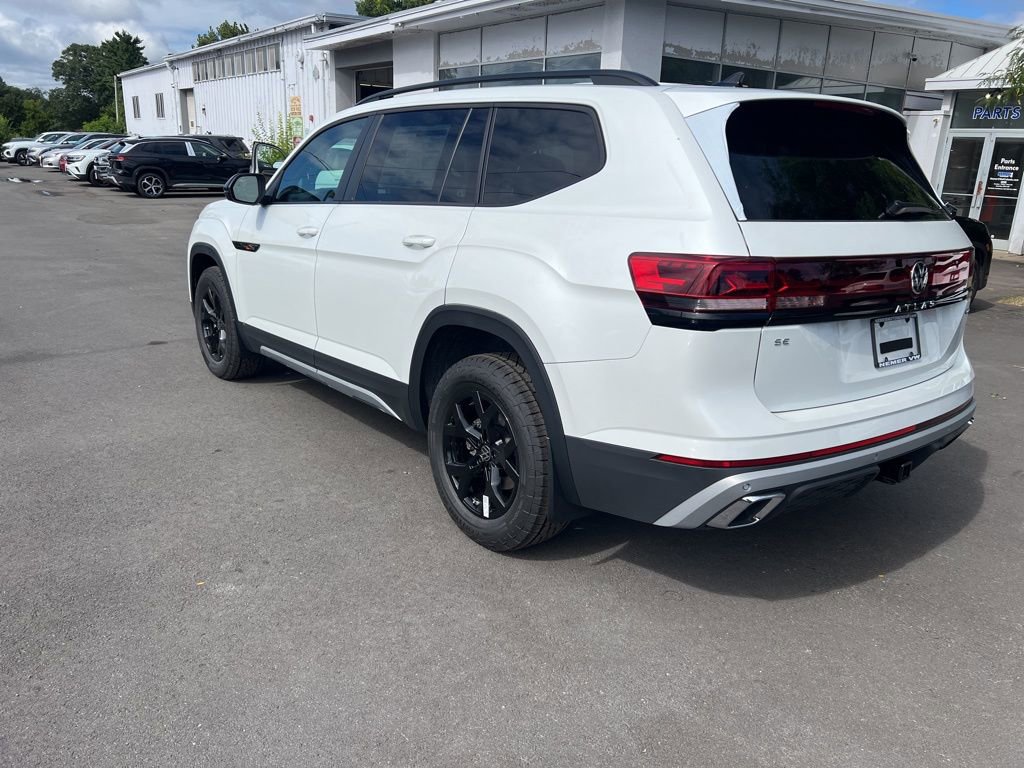 New 2026 Volkswagen Atlas Peak Edition image 14