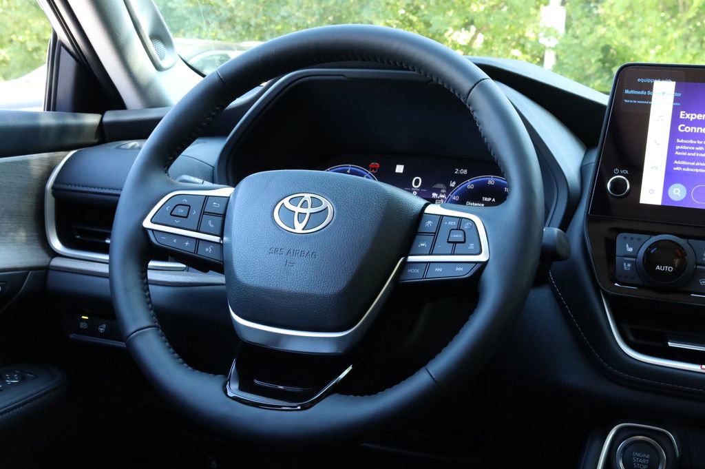 New 2026 Toyota Grand Highlander Platinum image 13