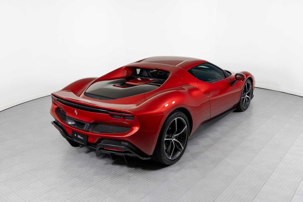 Used 2023 Ferrari 296 GTB RWD image 2
