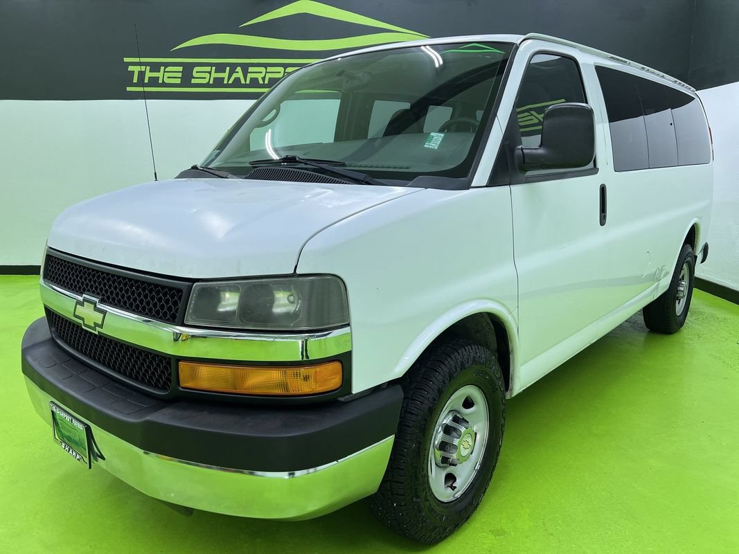Used 2013 Chevrolet Express 2500 LT w/ LT Preferred Equipment Group RWD image 5