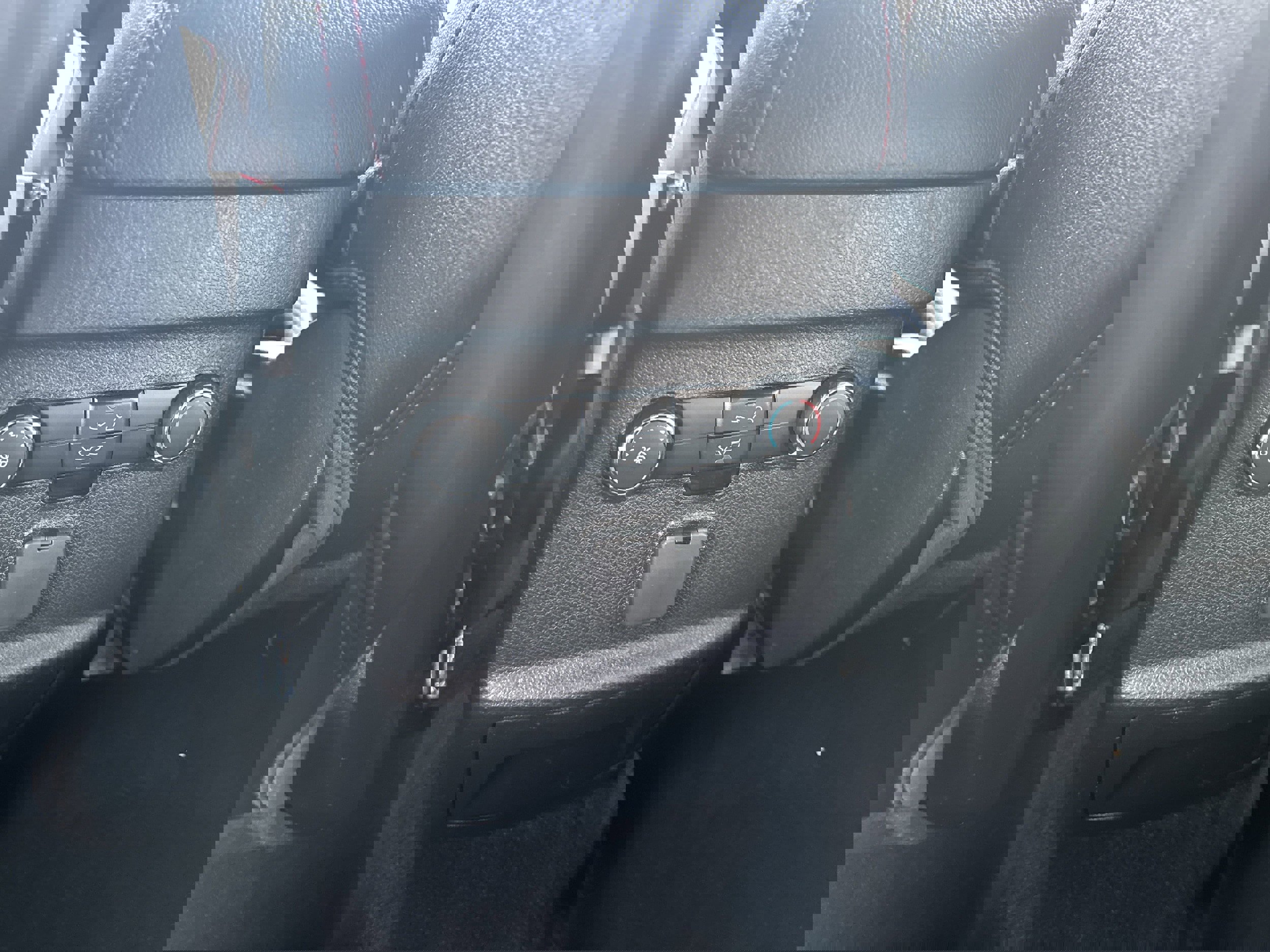 Used 2019 Ford Explorer Sport image 19