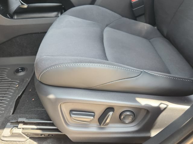 New 2026 Toyota C-HR AWD/4WD image 17