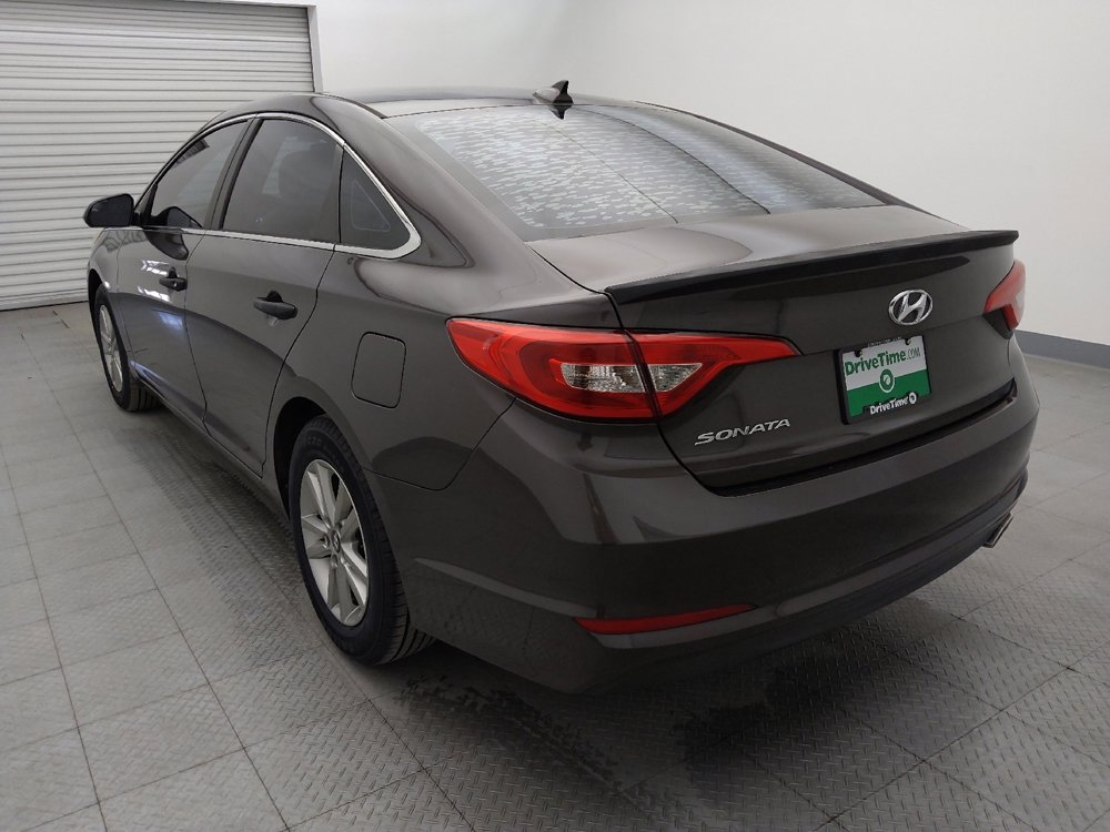 Used 2015 Hyundai Sonata SE image 5