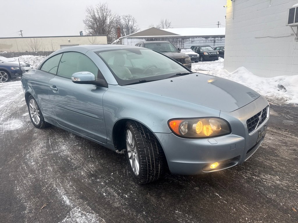 Used 2008 Volvo C70 T5 image 3