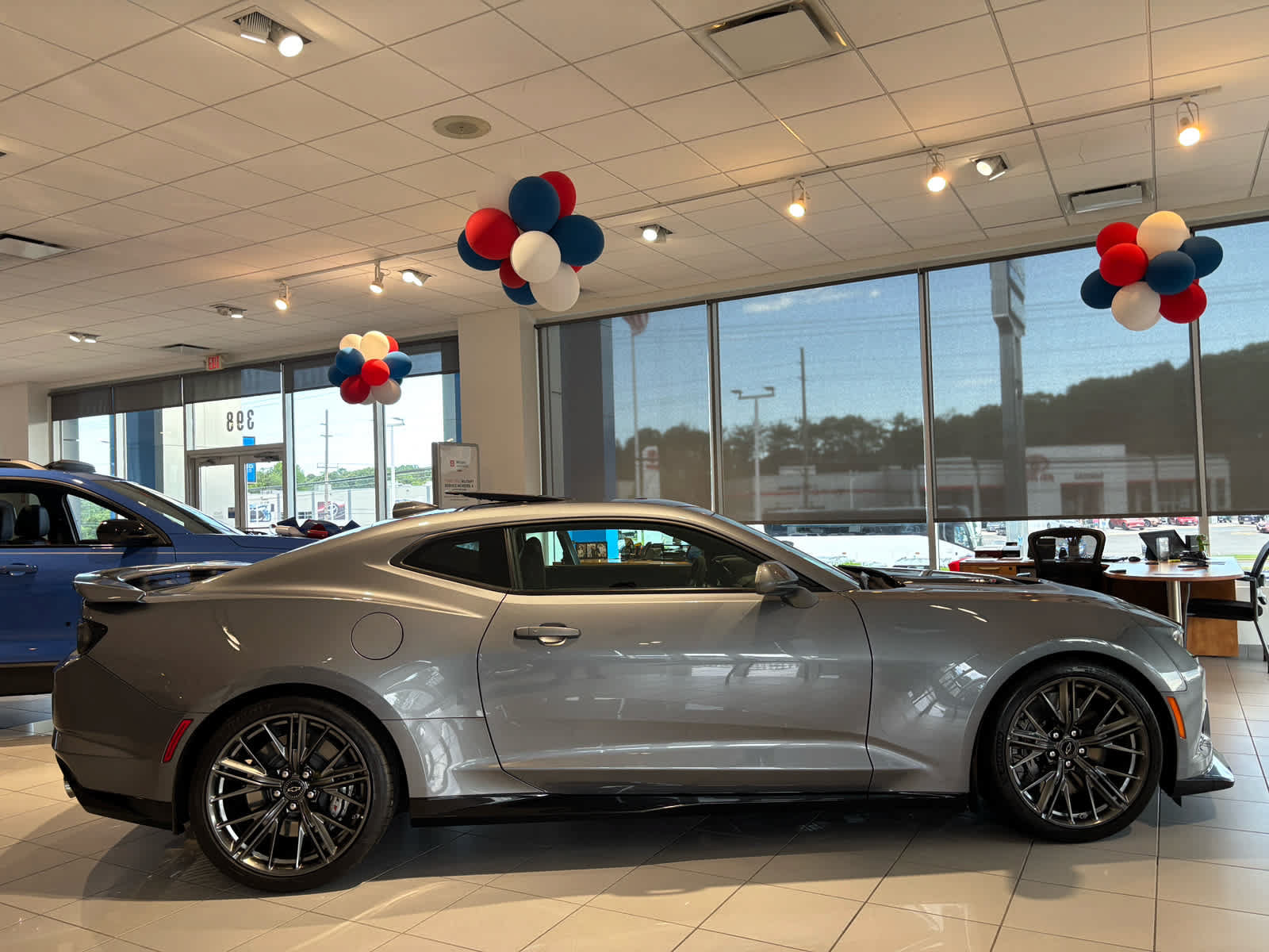 Certified 2022 Chevrolet Camaro ZL1 RWD image 4