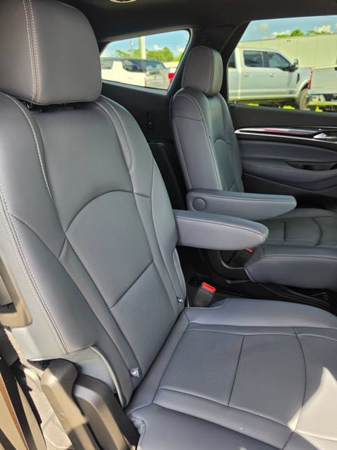 Used 2024 Buick Enclave Essence w/ Experience Buick Package AWD/4WD image 27