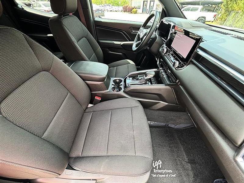 Used 2024 GMC Canyon Elevation image 43