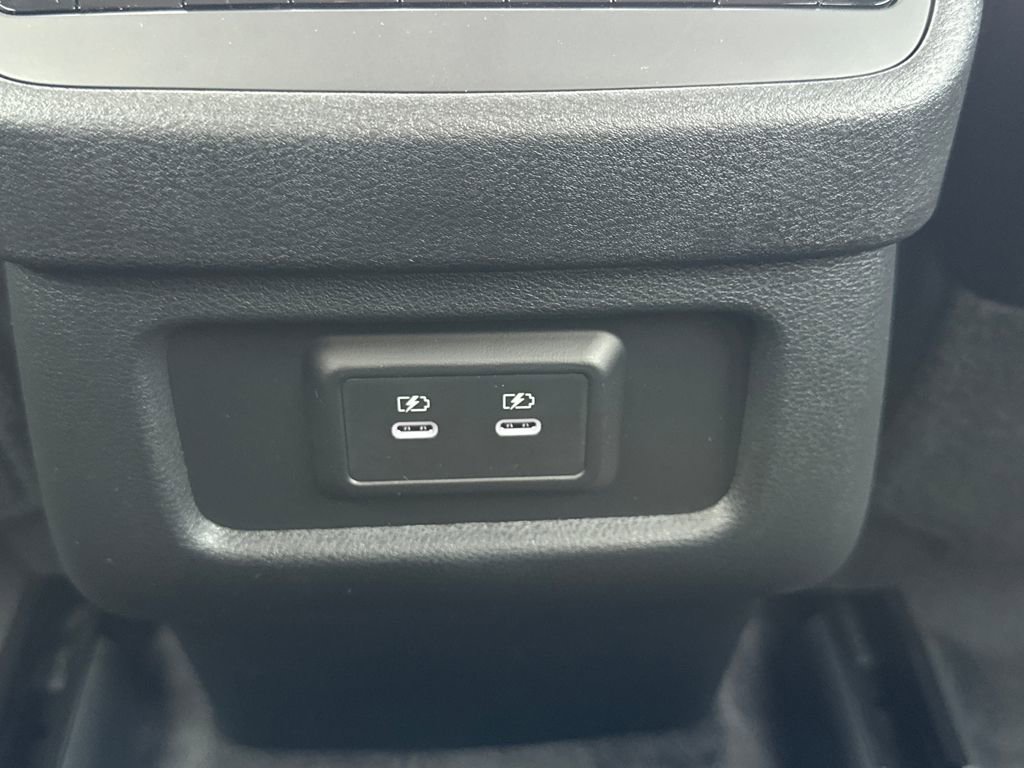 New 2026 Nissan Pathfinder SL image 16